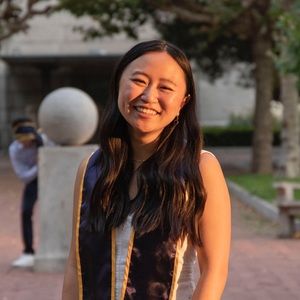 Meet your Posher, Elise